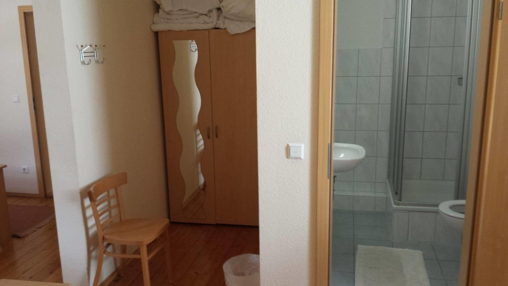 Hotel Kalimera Heddesheim Exteriör bild